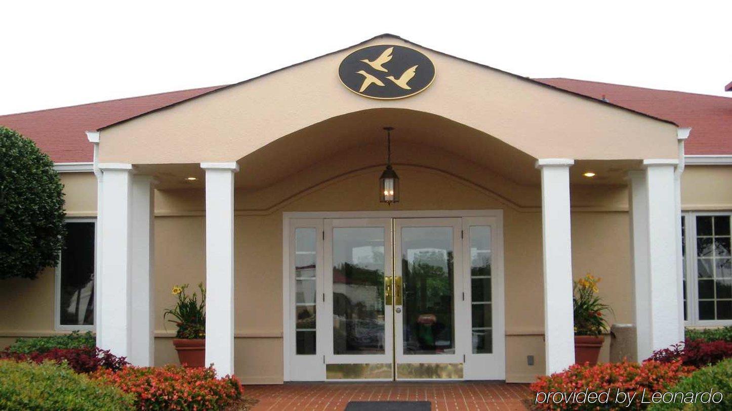 Embassy Golf & Conference Center 3* Greenville
