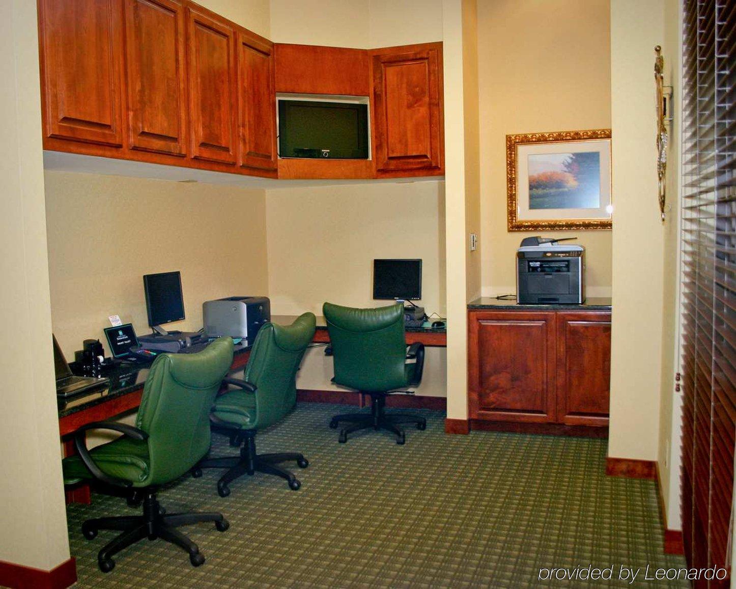 Embassy Golf & Conference Center 3* Greenville