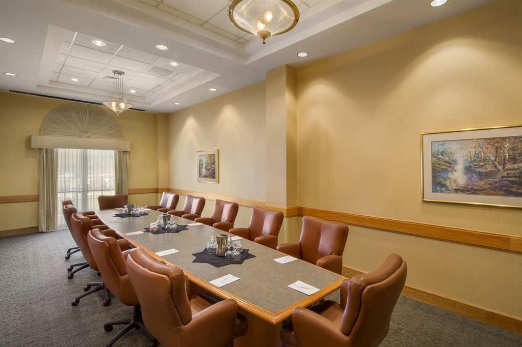 Embassy Golf & Conference Center 3* Greenville