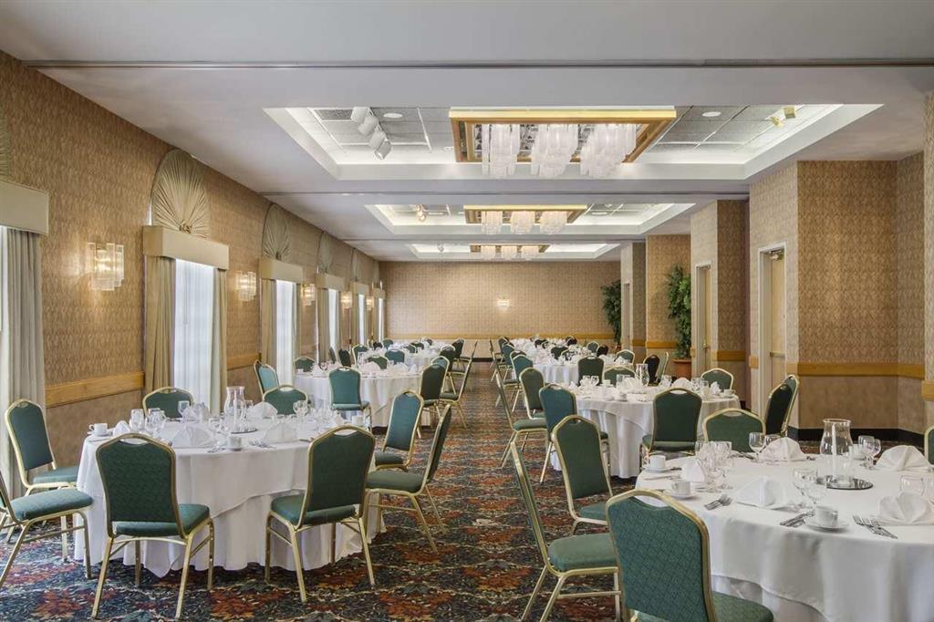 Embassy Golf & Conference Center 3*